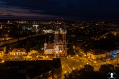 Bazylika Mniejsza Wniebowzięcia NMP noca